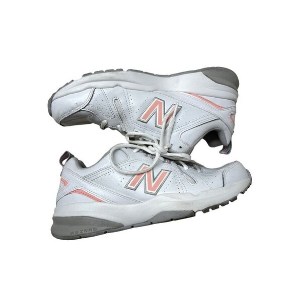 New Balance Women's 608 V5 Casual Comfort Cross Trainer White/Pink Size 9 D Wide - Picture 2 of 10